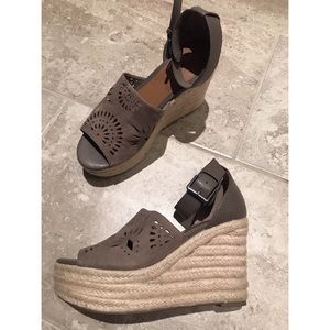 Espadrille platform wedges